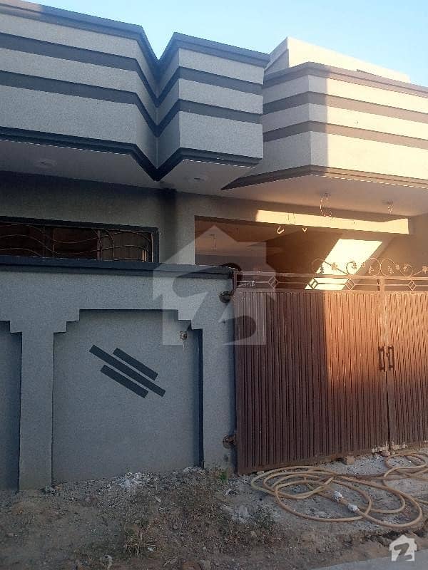 1125  Square Feet House Ideally Situated In Adiala Road