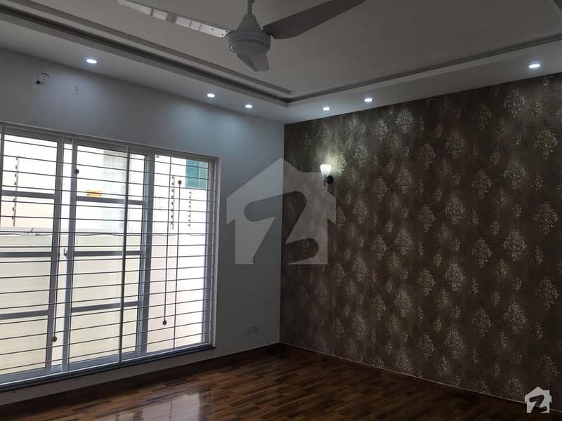 10 Marla Upper Portion For Rent In DHA Defence