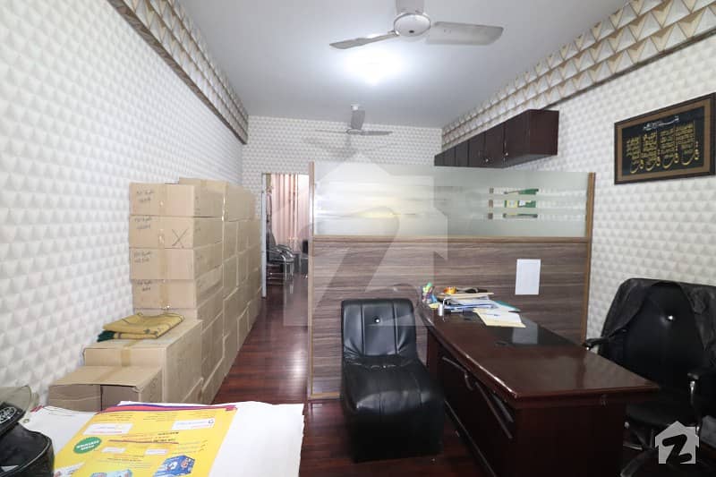 Pccr Marketing Offers Blue Area 352 Square Feet Furnished Office Space Available For Rent Suitable For Small
