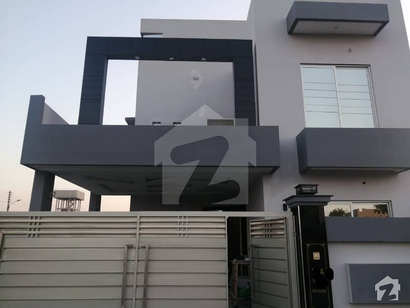 1800  Square Feet House Available For Rent In Dha Defence