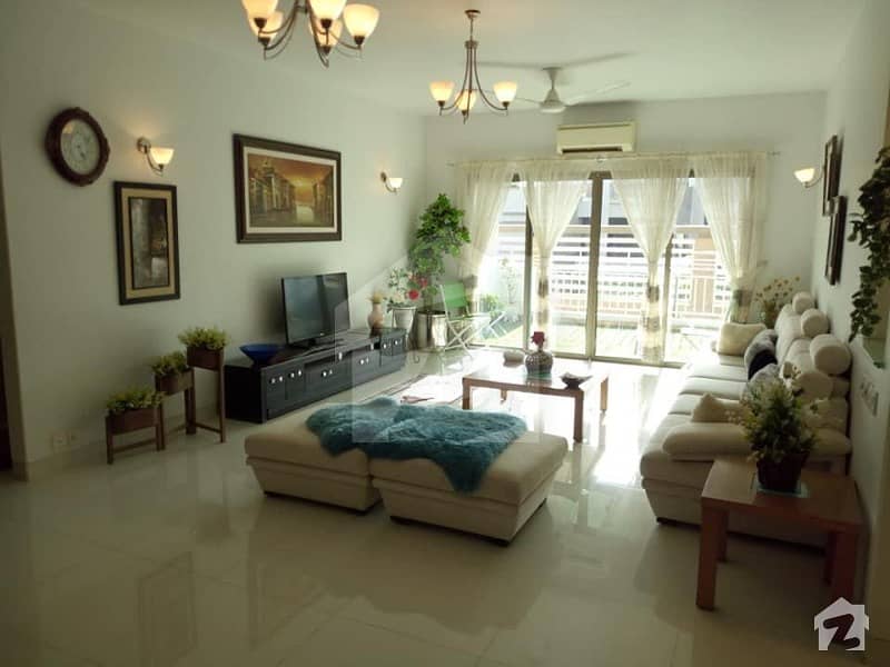3500  Square Feet Flat Is Available In Dalmia Cement Factory Road gulshan block 10A