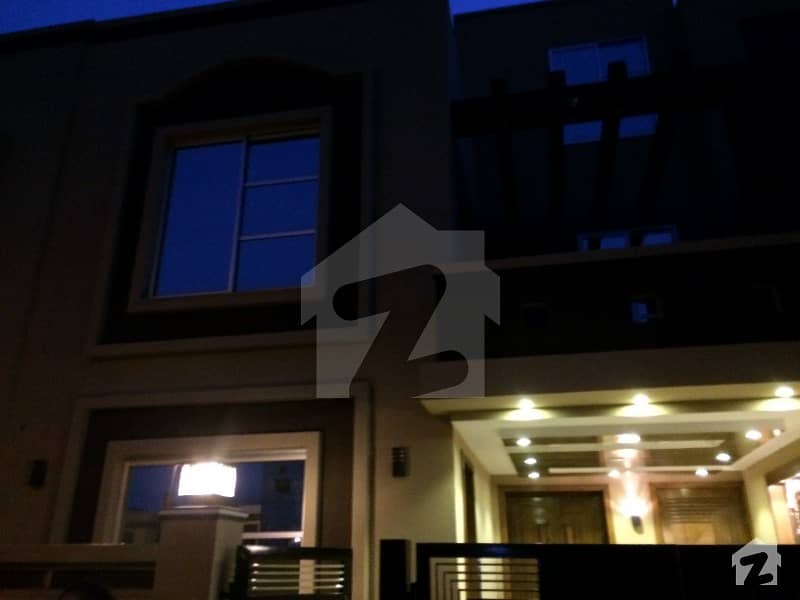 5 Marla Brand New Outclass House For Rent In Bahria Town Lahore