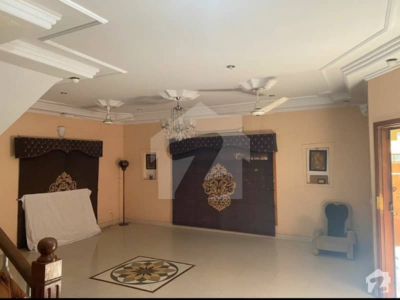 Fully Renovated 300 Yds Bungalow For Rent Dha Phase 4