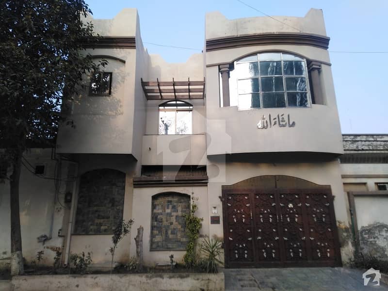 سعید کالونی فیصل آباد میں 3 کمروں کا 6 مرلہ مکان 1.25 کروڑ میں برائے فروخت۔