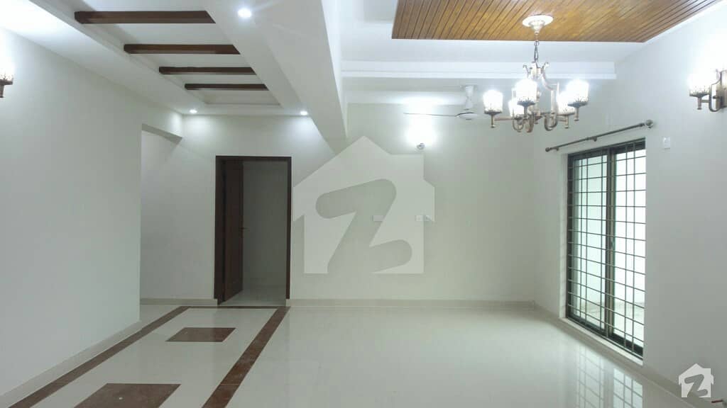 12 Marla 4 Bed Brand New 1st Floor Flat For Sale In Askari 11 Lahore 12 Marla 4 Bed Brand New 1st Floor Flat For Sale In Askari 11 Lahore