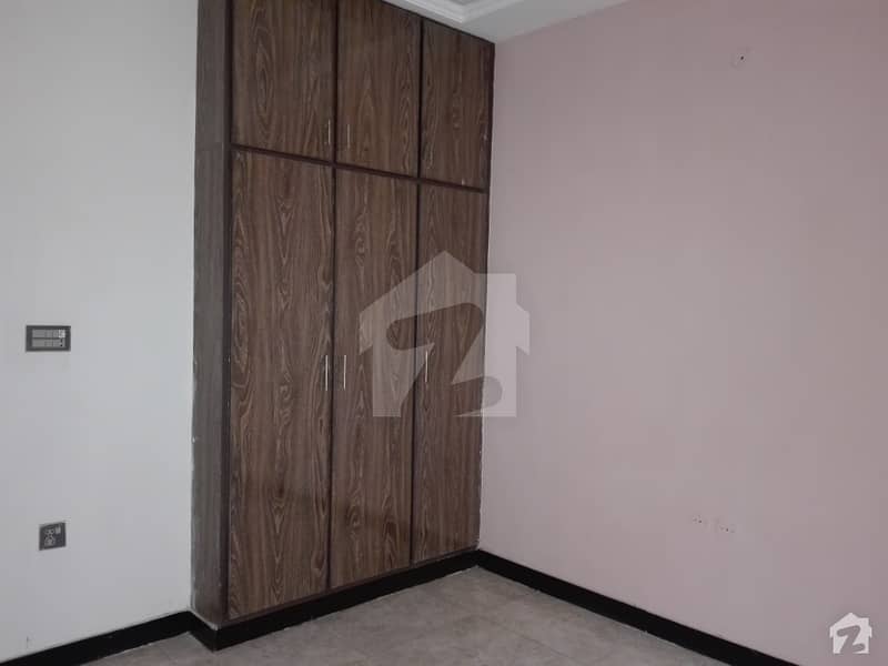 Ideally Located Lower Portion For Rent In Iqbal Avenue Available