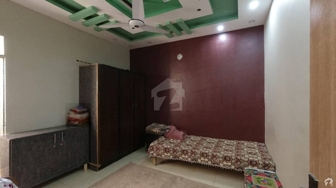 900  Square Feet Flat Is Available In Korangi