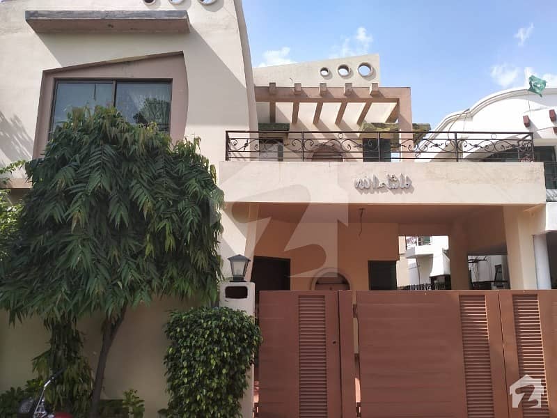 10 Marla Bungalow For Sale In Dha Phase 4