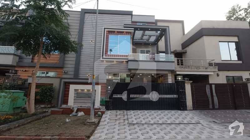 A Good Option For Sale Is The House Available In Bahria Town In Bahria Town - Block BB