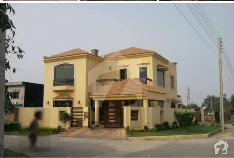 10 Marla Corner Brand New House Available For Rent