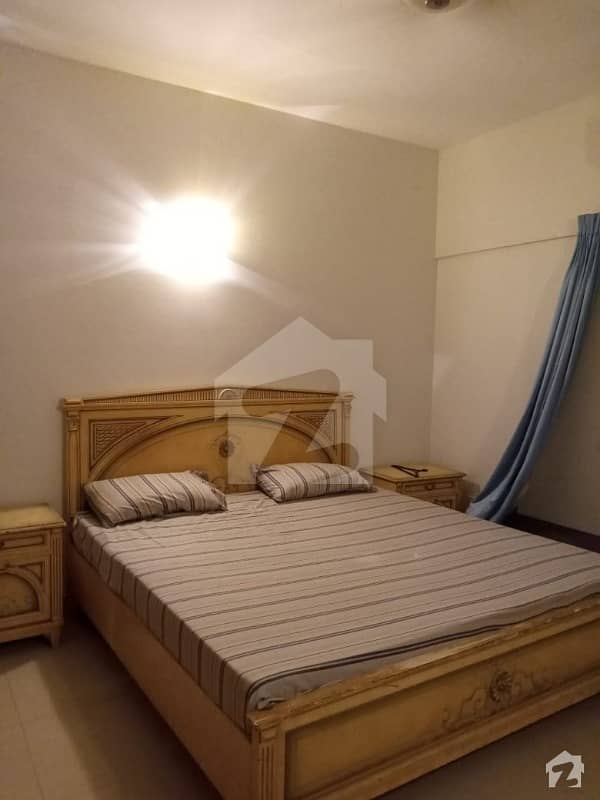 Ideal Room For Rent In Clifton