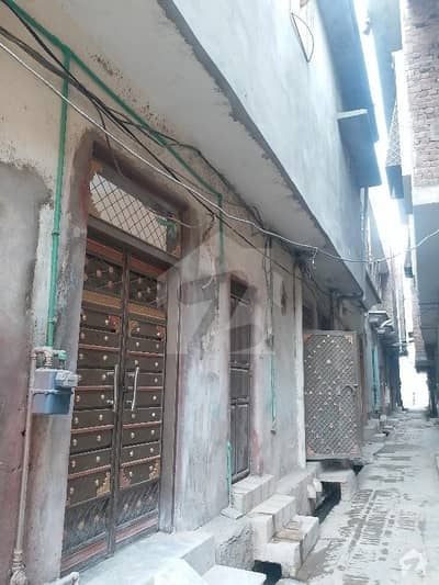 کینٹ پشاور میں 4 کمروں کا 3 مرلہ مکان 78 لاکھ میں برائے فروخت۔