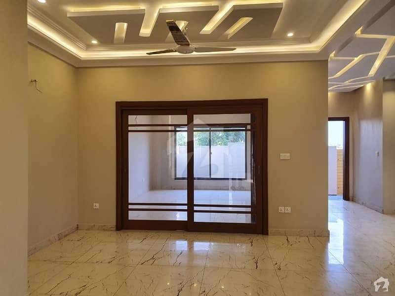 Villa Is Available For Sale And Booking In Bahria Town Karachi