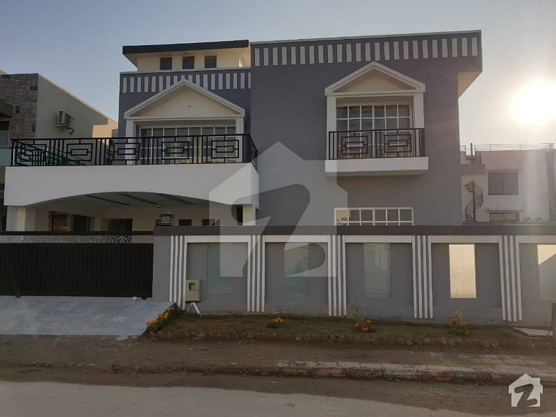 Kanal House Available For Sale In Dha Phase 2 Islamabad