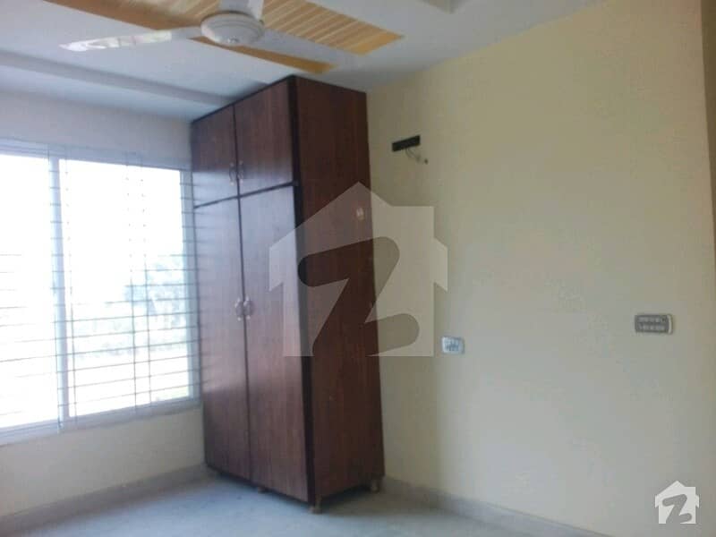 2 Room Flat For Rent