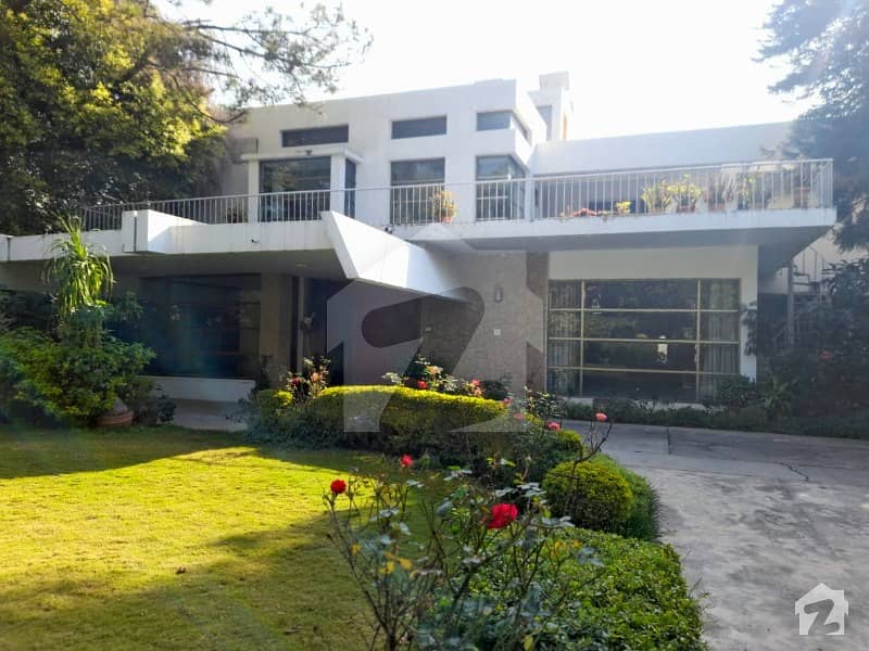 Beautiful House Is Available For Sale In F8 Islamabad