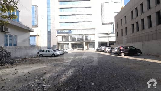 592 Sq Yard Commercial Plot For Sale In Heart Of Saddar