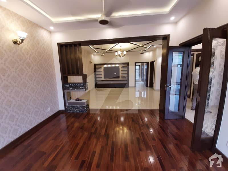 10 Marla Full House For Rent In Dha Phase 4