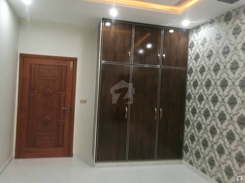 ملٹری اکاؤنٹس ہاؤسنگ سوسائٹی لاہور میں 6 کمروں کا 8 مرلہ مکان 1.75 کروڑ میں برائے فروخت۔