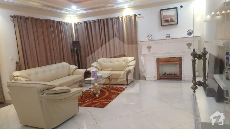 Basement 1  Kanal Fully Furnished Available For Rent