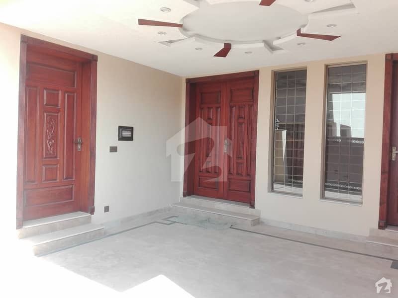 House In Bahria Town For Rent