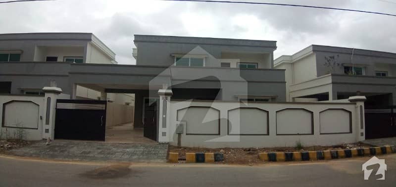 فالکن کمپلیکس نیوملیر ملیر کراچی میں 5 کمروں کا 1 کنال مکان 6.8 کروڑ میں برائے فروخت۔