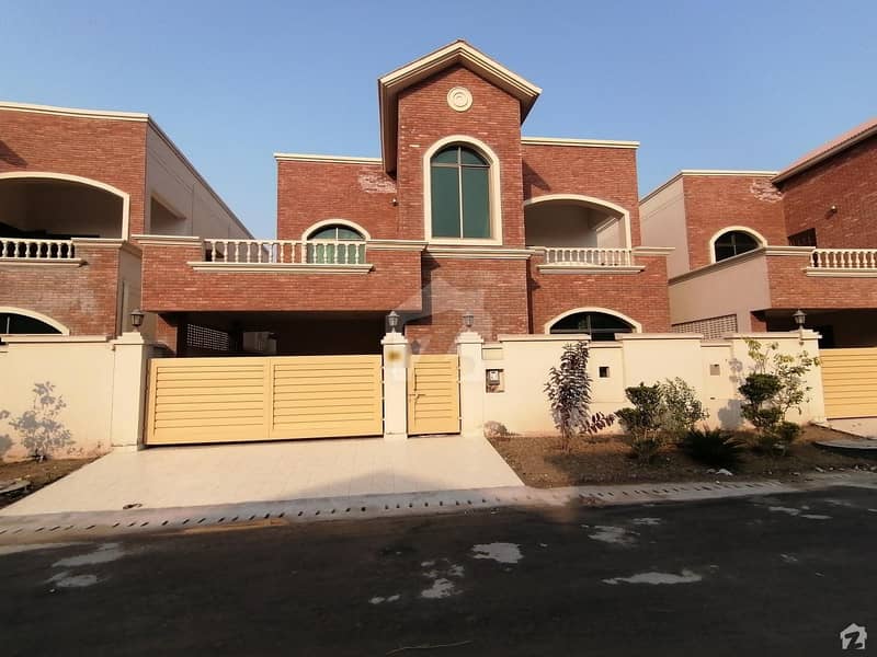 DHA Defence House Sized 12 Marla For Rent