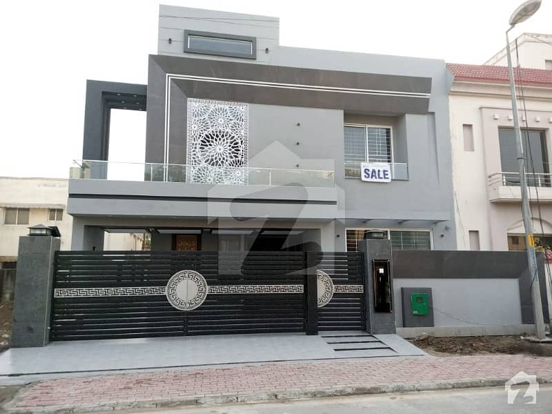 10 Marla Luxury Brand New House For Sale In Jasmine Block