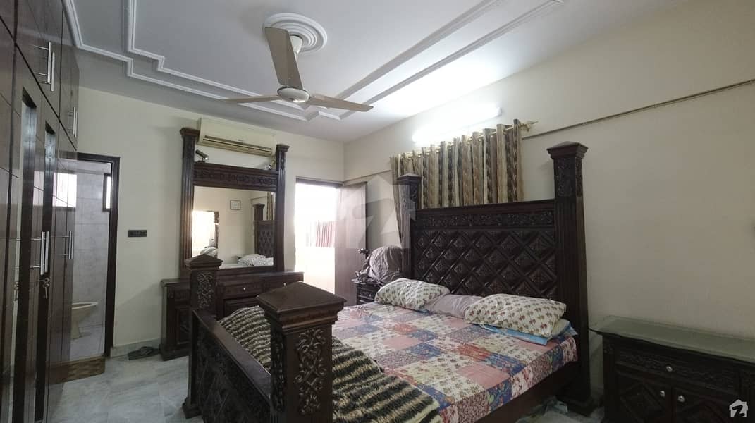 ڈی ایچ اے فیز 4 ڈی ایچ اے کراچی میں 3 کمروں کا 6 مرلہ فلیٹ 1.5 کروڑ میں برائے فروخت۔