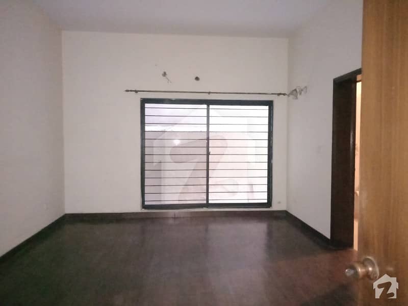 Lower Portion Available For Rent In Dha Lahore