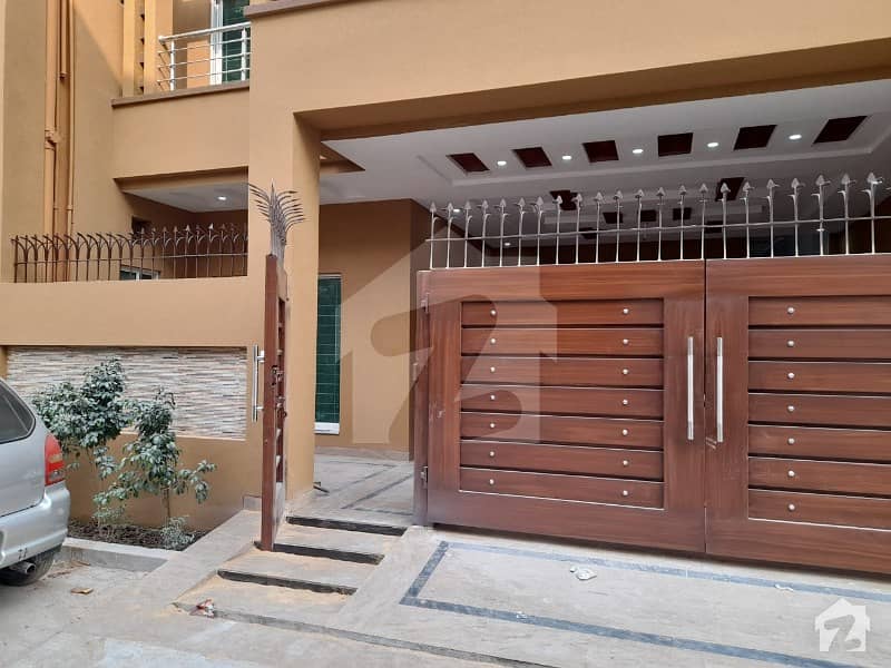 Modern Style Most Unique Layout 7.5 Marla Brand New House For Sale In Cantt Lahore At Prime Location