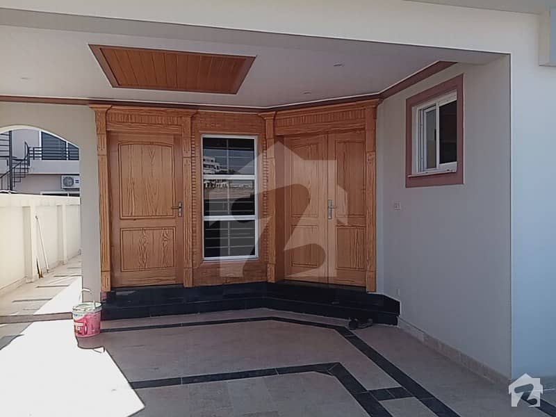10 Marla Brand New Furnished House Is Available For Sale