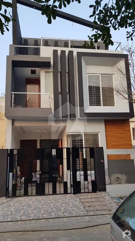 Beautiful 5 Marla House Is Available For Sale In Sector M7 Block B Near Park