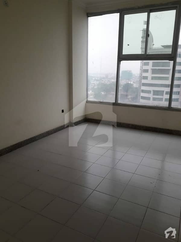 Ideally Located Office Of 725 Square Feet Is Available For Rent In Gulberg