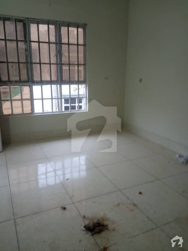 4 Beds Attached Double Storey House For Rent Good Location