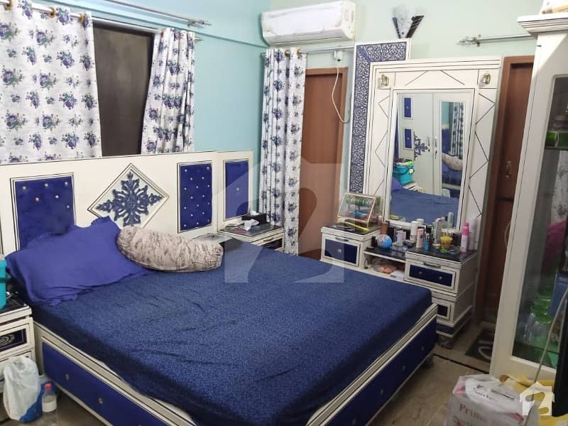 2 Rooms Flat For Sale