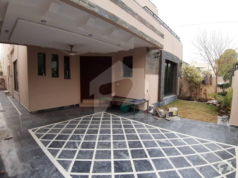 2250  Square Feet House Situated In Dha Defence For Rent