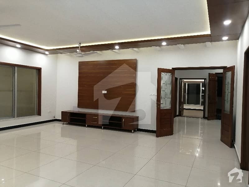 Best Location 1 Kanal House For Sale Dha Phase 1