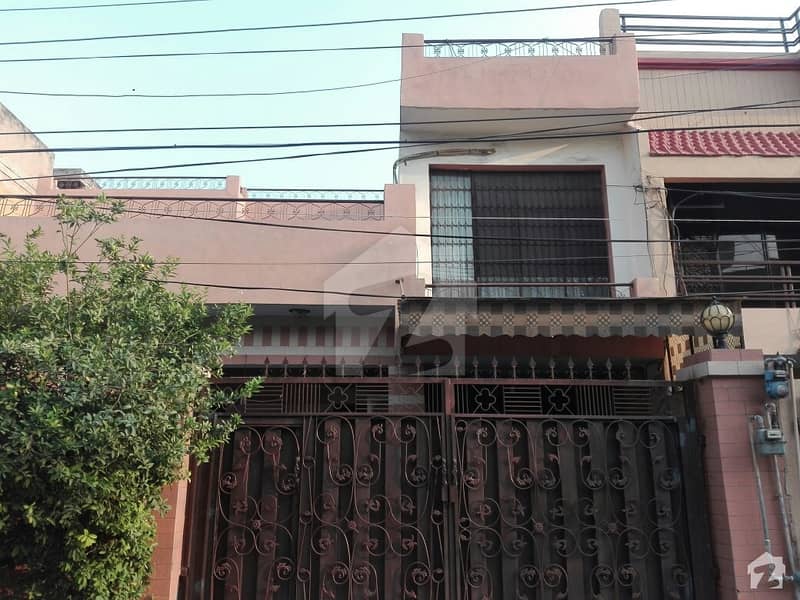 علامہ اقبال ٹاؤن ۔ سکندر بلاک علامہ اقبال ٹاؤن لاہور میں 4 کمروں کا 10 مرلہ مکان 2.25 کروڑ میں برائے فروخت۔