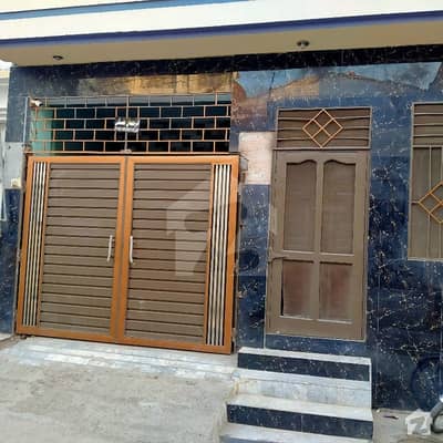 حیات آباد فیز 1 حیات آباد پشاور میں 4 کمروں کا 5 مرلہ مکان 1.6 کروڑ میں برائے فروخت۔ حیات آباد فیز 1 حیات آباد پشاور میں 4 کمروں کا 5 مرلہ مکان 1.6 کروڑ میں برائے فروخت۔