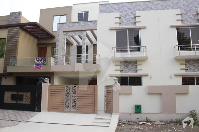 5 Marla House Available For Sale In Bahria Orchard