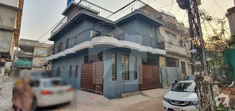 4 Marla Double Storey Corner House With Gas For Sale
