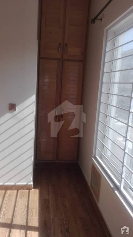 One Bed Room Apartment With Sui Gas Connection Is Available For Sale