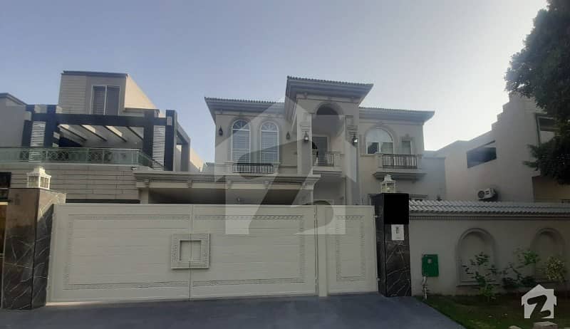 Classy 1 Kanal Luxurious House For Sale In Bahria Town Lahore