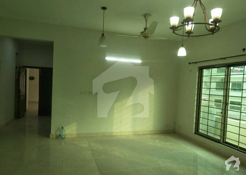 225  Square Feet Lower Portion Is Available For Rent In Askari