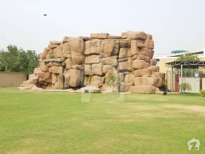 1 Kanal Possession and Utility Paid Residential Plot in Bahria Springs Block Plot 27 is Available For Sale In Bahria Town Lahore
