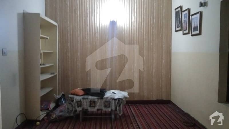 Gulberg 3 Near Qusari Road Near Hussain Chock 5 Marla House For Rent For Silent Office.