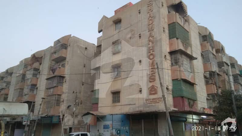 اندہ موڑ روڈ کراچی میں 2 کمروں کا 4 مرلہ فلیٹ 57 لاکھ میں برائے فروخت۔