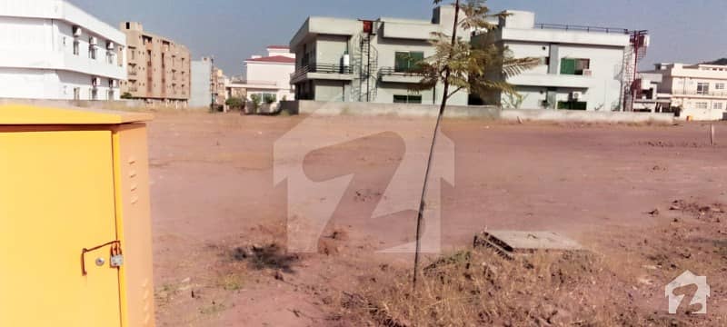 Sector I 5 Marla Good Location Plot For Sale In Bahria Enclave Islamabad