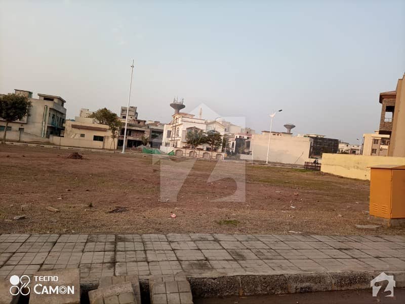 10 Marla Residential Plot for Sale Is Available Bahria town Phase 8 Rawalpindi